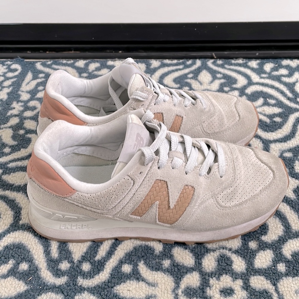 Women New Balance 574_Size 6